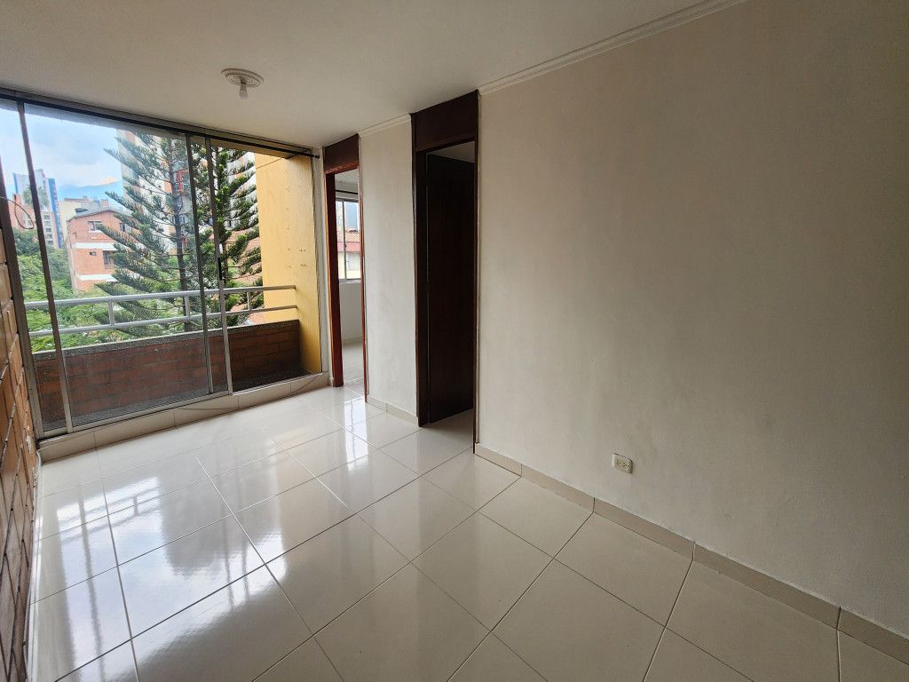 Apartamento en venta Antioquia Medellín Boston 54 m2 Habitaciones 2 Baños 1 Garajes 1 Precio $340000000