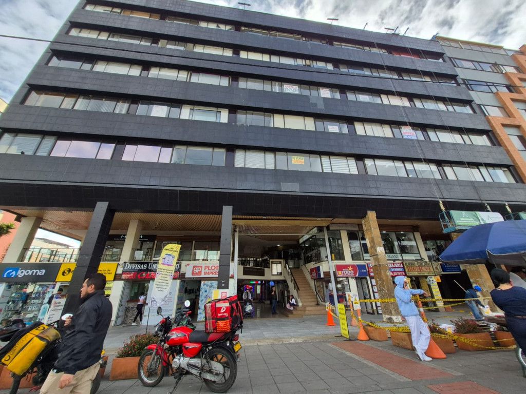 Oficina en venta Cundinamarca Bogotá Santa Barbara Occidental 24 m2 Habitaciones 0 Baños 1 Garajes 0 Precio $180000000