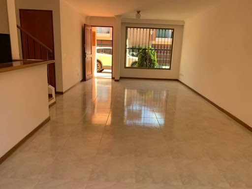 Casa en arriendo Antioquia Rionegro Gualanday 130 m2 Habitaciones 3 Baños 2 Garajes 0 Precio $3700000