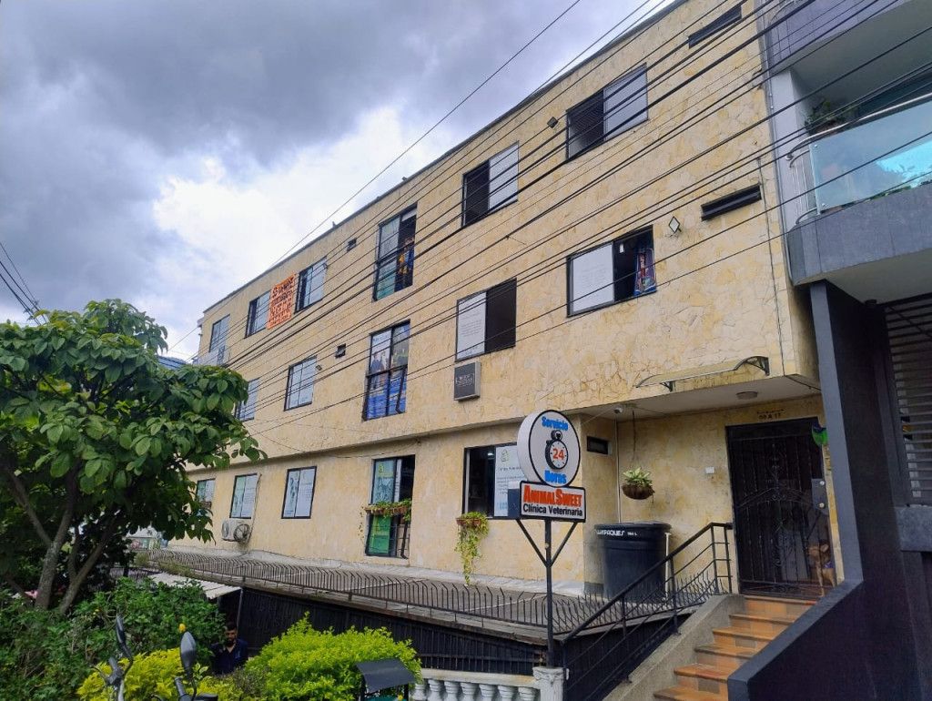 Apartamento en venta Antioquia Bello La Cabañita 81 m2 Habitaciones 3 Baños 2 Garajes 0 Precio $400000000