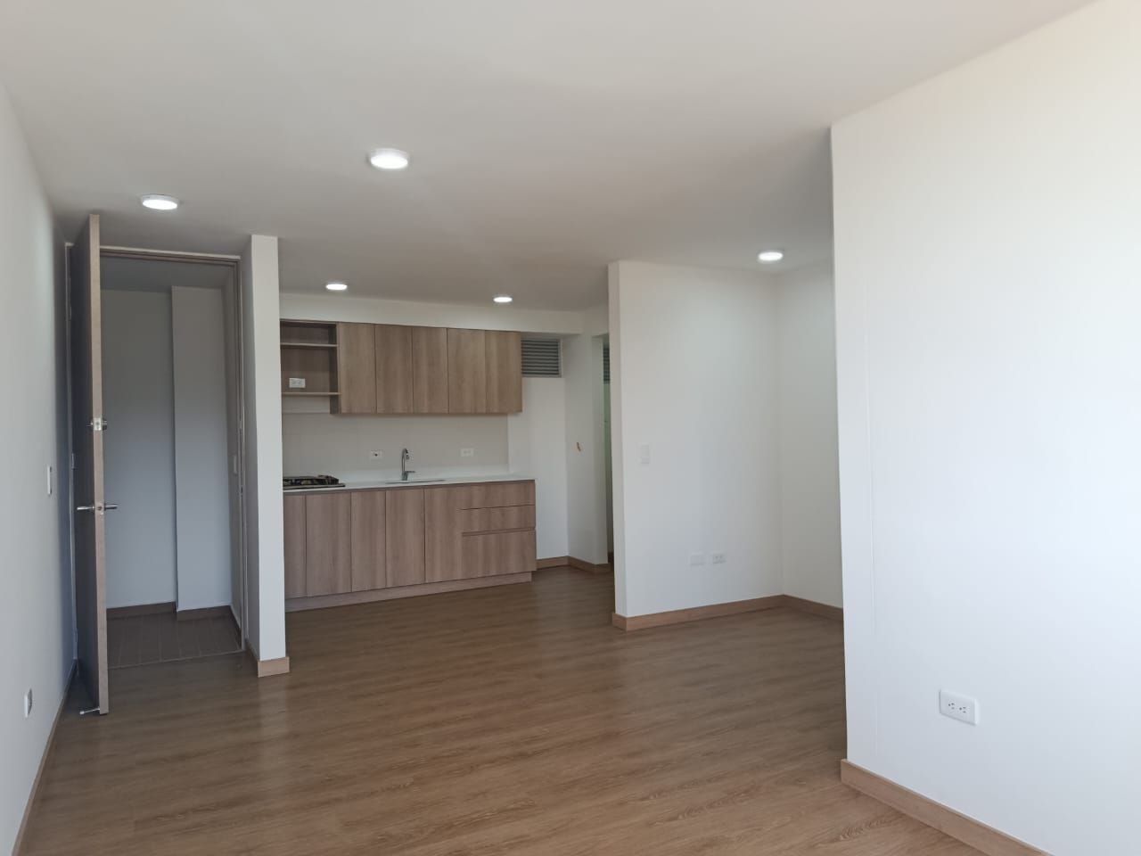 Apartamento en arriendo Antioquia El Carmen De Viboral El Carmen De Viboral 62 m2 Habitaciones 3 Baños 2 Garajes 1 Precio $1500000