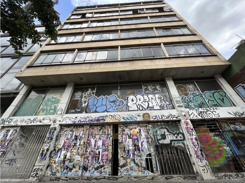 Edificio en venta Cundinamarca Bogotá Chapinero Central 1800 m2 Habitaciones 0 Baños 4 Garajes 3 Precio $6500000000