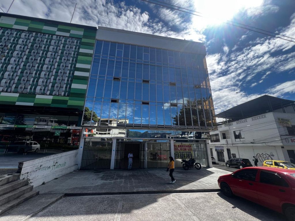 Edificio en arriendo Tolima Ibagué Belalcazar 1396 m2 Habitaciones 5 Baños 10 Garajes 0 Precio $75000000