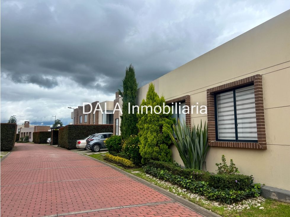 Casa en venta Cundinamarca Cota Cota 109 m2 Habitaciones 3 Baños 3 Garajes 3 Precio $859900000