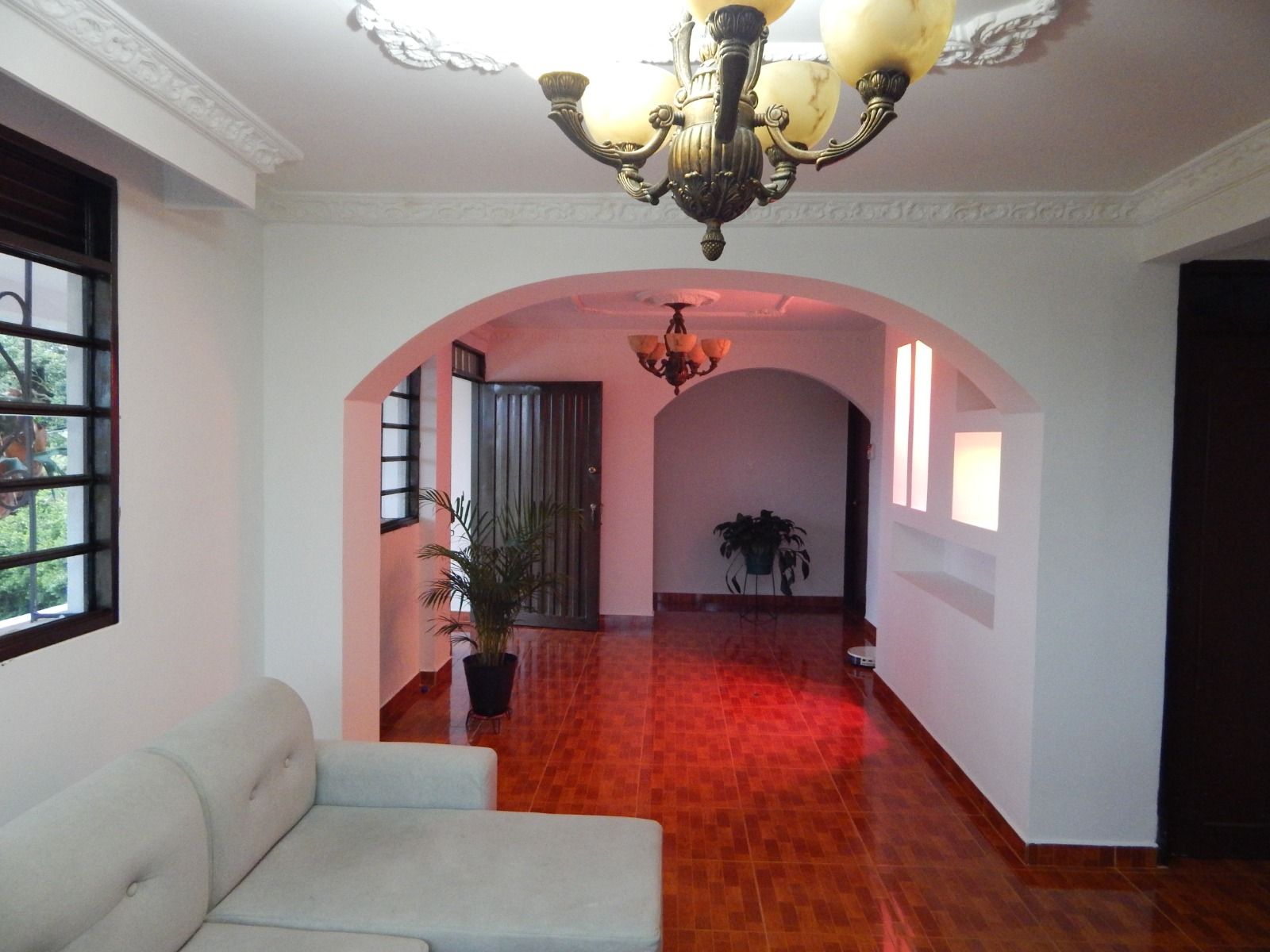Casa en arriendo Risaralda Pereira Ur Rincon De La Palma 340 m2 Habitaciones 4 Baños 4 Garajes 6 Precio $6200000