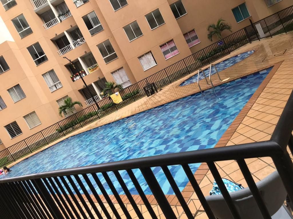 Apartamento en venta Valle Del Cauca Cali Venezuela - Urb Cañaveralejo 50 m2 Habitaciones 2 Baños 2 Garajes 0 Precio $210000000