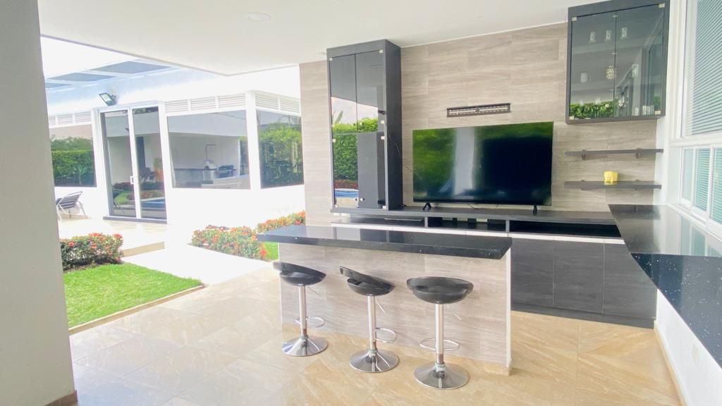 Casa en venta Valle Del Cauca Cali Parcelaciones Pance 1160 m2 Habitaciones 4 Baños 6 Garajes 6 Precio $3200000000