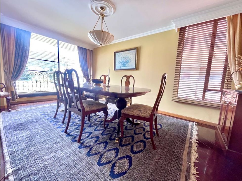 Apartamento en venta Cundinamarca Bogotá La Carolina 211 m2 Habitaciones 3 Baños 3 Garajes 3 Precio $1700000000