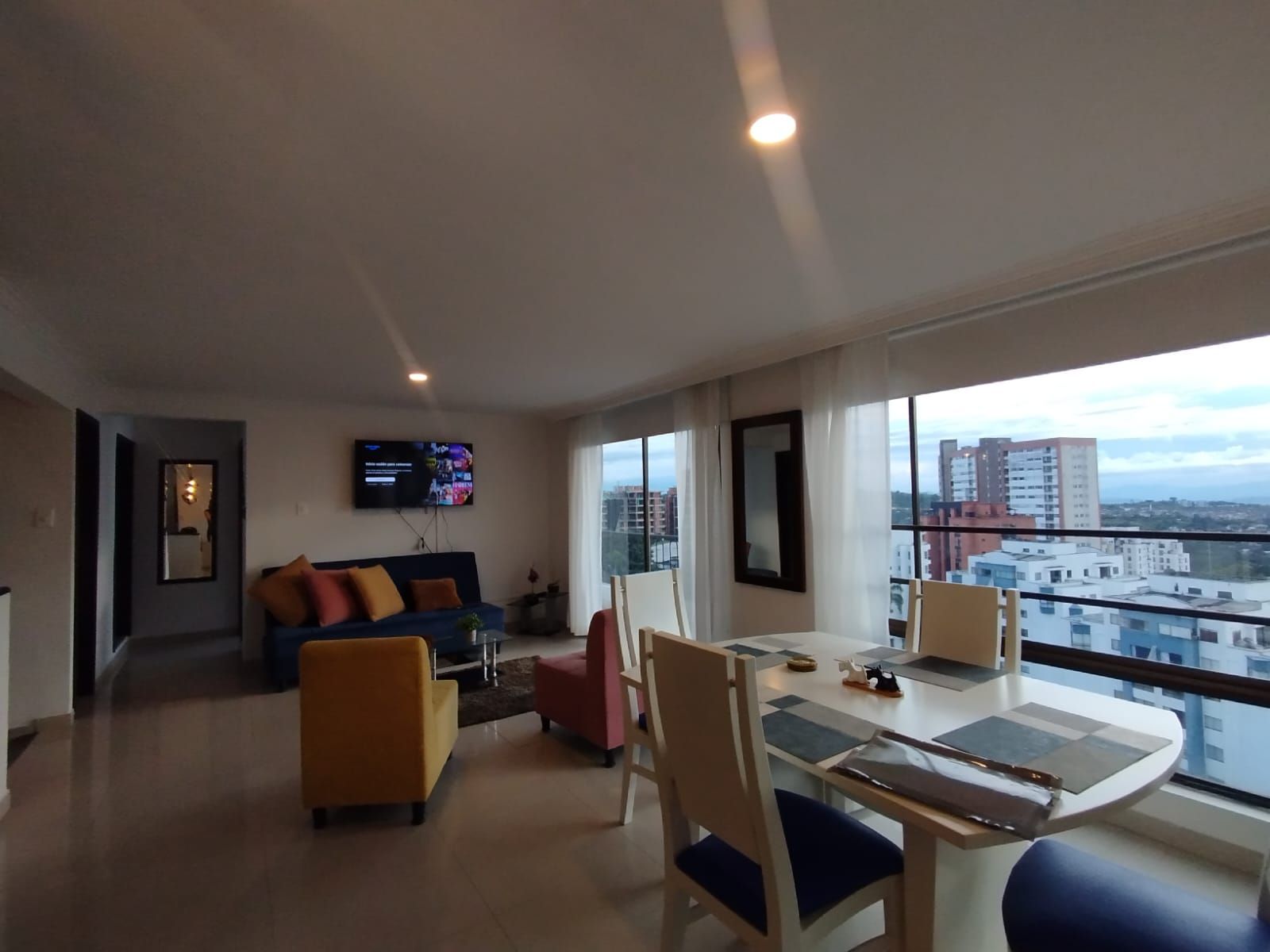 Apartamento en arriendo Risaralda Pereira Los Alamos 128 m2 Habitaciones 2 Baños 2 Garajes 2 Precio $3000000