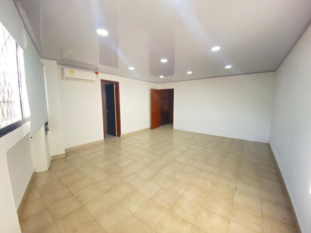 Oficina en arriendo Atlántico Barranquilla La Sierrita 40 m2 Habitaciones 0 Baños 1 Garajes 1 Precio $1400000