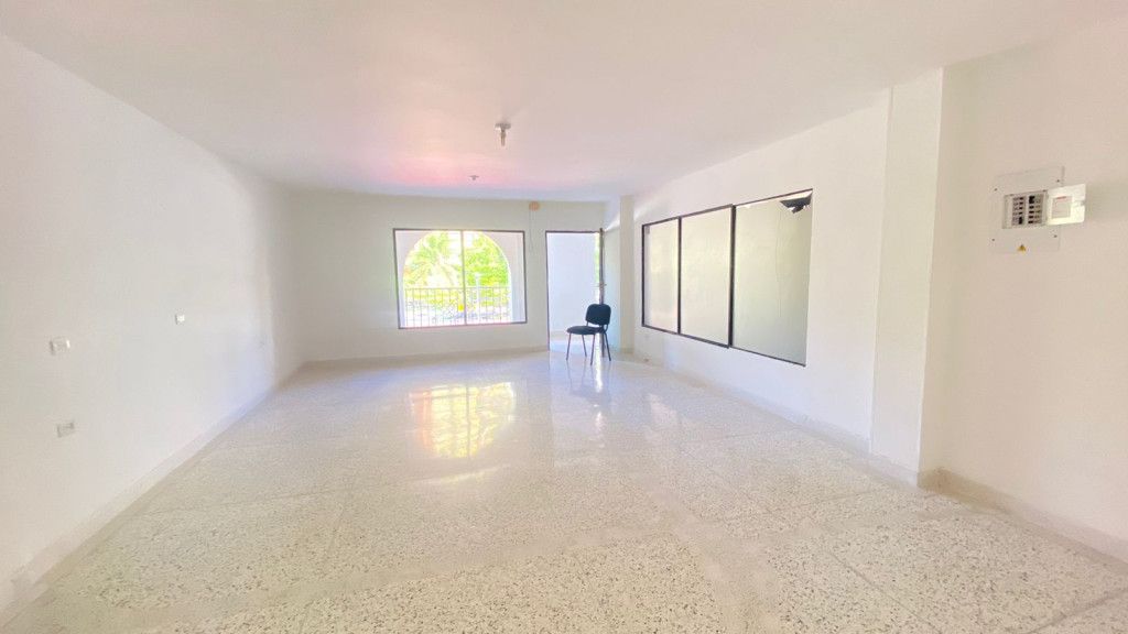 Local en arriendo Atlántico Barranquilla Ub Castellana Real 44 m2 Habitaciones 0 Baños 1 Garajes 1 Precio $1680000