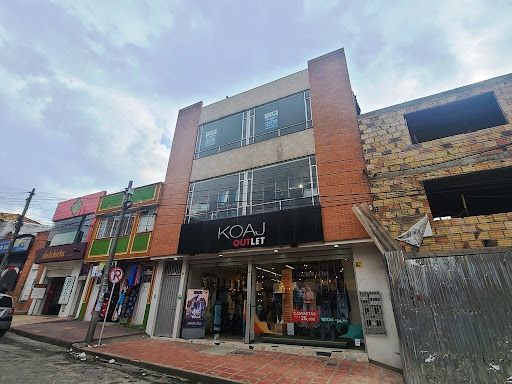 Local en arriendo Cundinamarca Bogotá 20 De Julio 180 m2 Habitaciones 0 Baños 2 Garajes 0 Precio $2300000