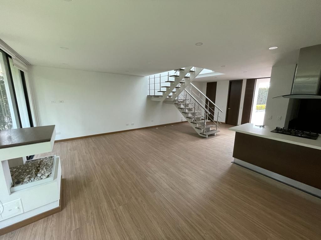 Casa en venta Cundinamarca Cota Br La Ilusion 159 m2 Habitaciones 3 Baños 4 Garajes 2 Precio $780000000