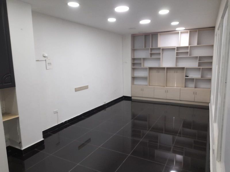 Oficina en arriendo Antioquia Medellín La America 30 m2 Habitaciones 0 Baños 1 Garajes 0 Precio $1250000