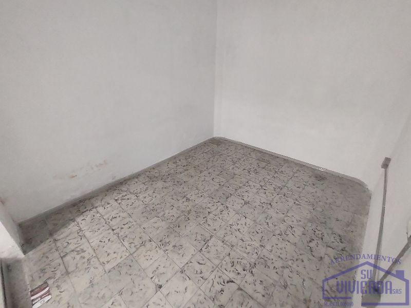 Local en arriendo Antioquia Medellín Aranjuez 16 m2 Habitaciones 0 Baños 0 Garajes 0 Precio $550000