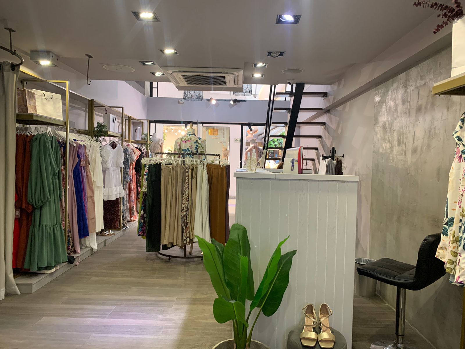 Local en arriendo Antioquia Medellín Alejandria 67 m2 Habitaciones 0 Baños 1 Garajes 0 Precio $12000000