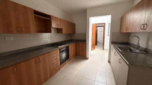 Casa en venta Antioquia Envigado La Mesa 170 m2 Habitaciones 3 Baños 4 Garajes 2 Precio $1270000000