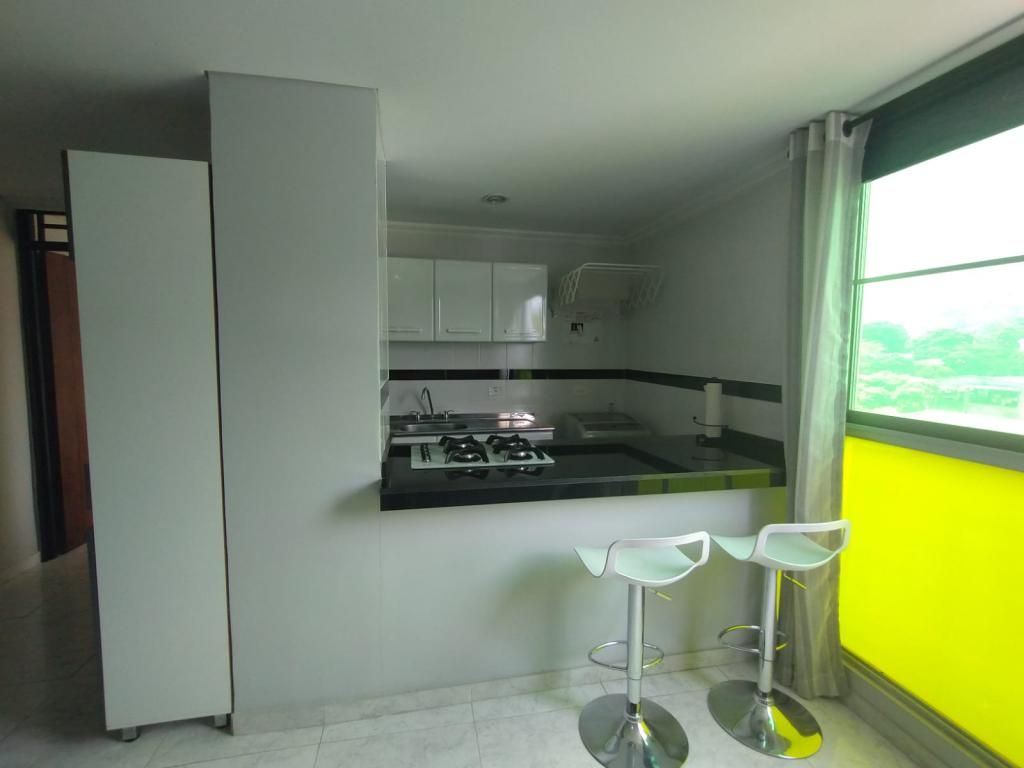 Apartaestudio en venta Valle Del Cauca Cali El Refugio 48 m2 Habitaciones 1 Baños 1 Garajes 1 Precio $250000000