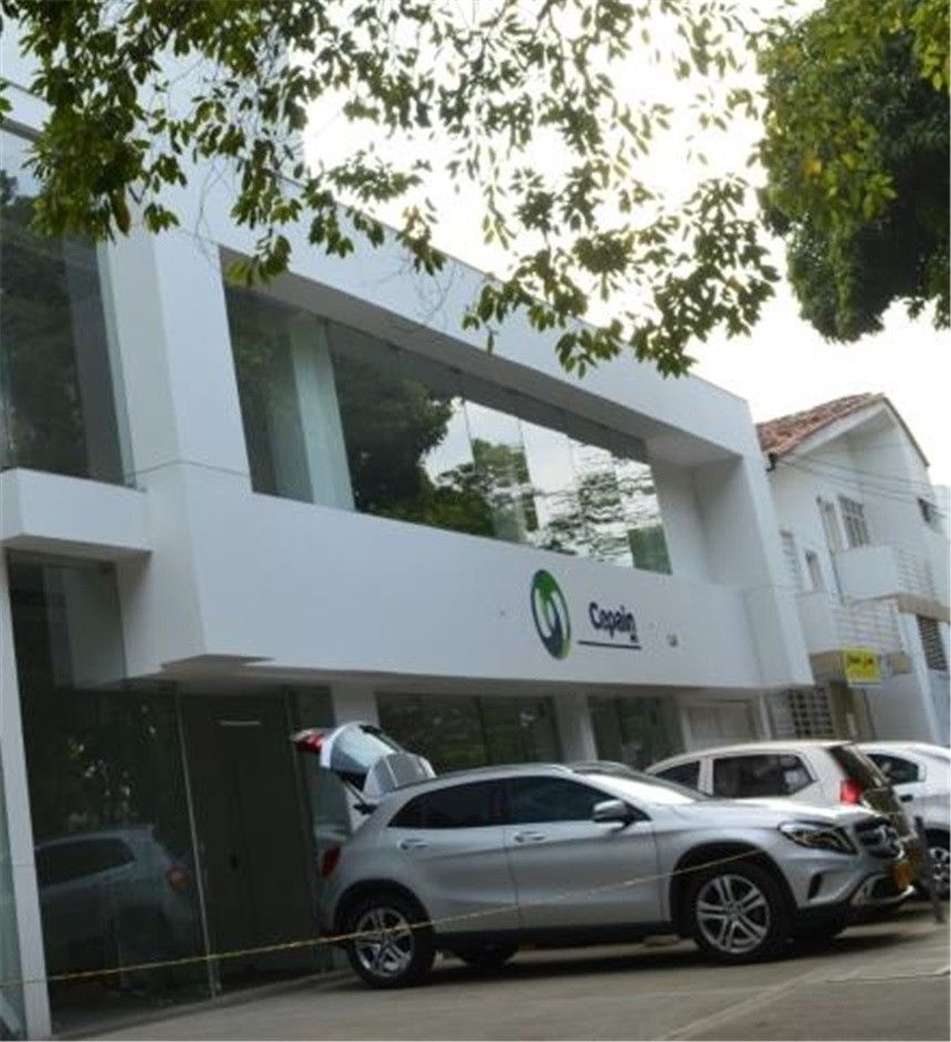 Edificio en venta Valle Del Cauca Cali Tequendama 2000 m2 Habitaciones 4 Baños 4 Garajes 6 Precio $6900000000