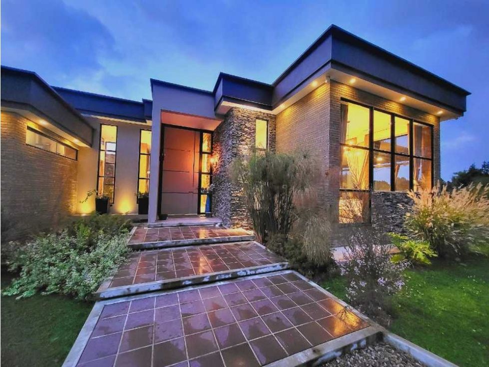 Casa en venta Cundinamarca Tenjo Tenjo 410 m2 Habitaciones 3 Baños 4 Garajes 3 Precio $2420000000