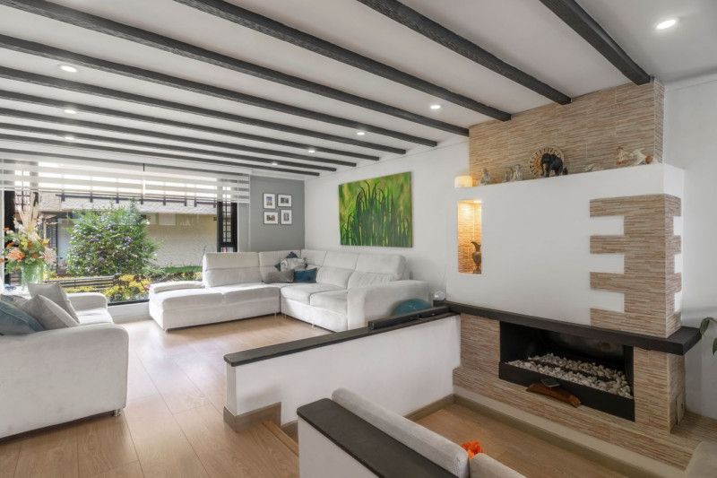 Casa en venta Cundinamarca Bogotá Ciudad Jardín Norte 196 m2 Habitaciones 4 Baños 3 Garajes 1 Precio $1300000000