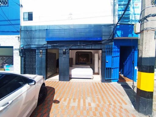 Local en venta Antioquia Medellín San Joaquin 450 m2 Habitaciones 0 Baños 3 Garajes 0 Precio $2850000000
