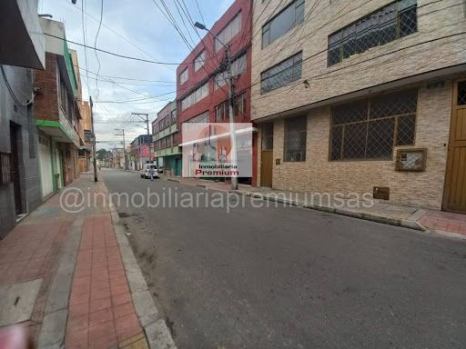 Bodega en venta Cundinamarca Bogotá Santander Sur 3432 m2 Habitaciones 0 Baños 3 Garajes 2 Precio $2000000000
