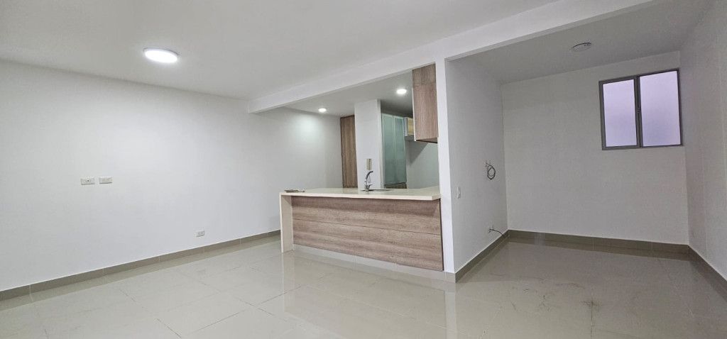 Apartamento en arriendo Atlántico Barranquilla Cr Bora 111 m2 Habitaciones 3 Baños 3 Garajes 2 Precio $3800000