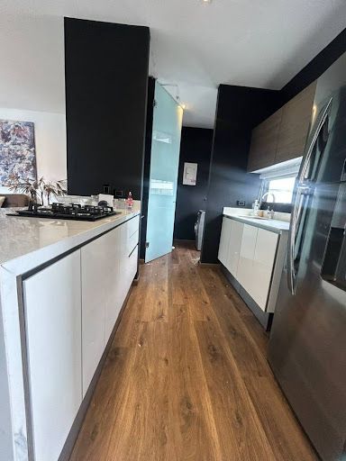 Apartamento en arriendo Antioquia Envigado Bosques De Zúñiga 100 m2 Habitaciones 2 Baños 2 Garajes 2 Precio $8500000