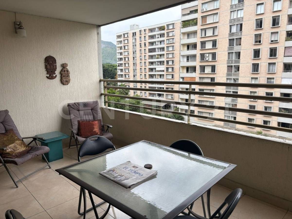 Apartamento en venta Valle Del Cauca Cali Conjunto Residencial Patios De La Flora 113 m2 Habitaciones 3 Baños 2 Garajes 2 Precio $580000000