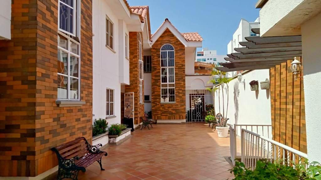 Casa en arriendo Atlántico Barranquilla Altos Del Limon 187 m2 Habitaciones 4 Baños 4 Garajes 1 Precio $5100000