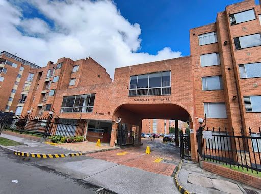 Apartamento en venta Cundinamarca Bogotá Mazurén 75 m2 Habitaciones 2 Baños 2 Garajes 1 Precio $340000000