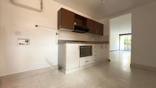 Apartamento en arriendo Antioquia Envigado Loma Linda 100 m2 Habitaciones 3 Baños 2 Garajes 1 Precio $3600000