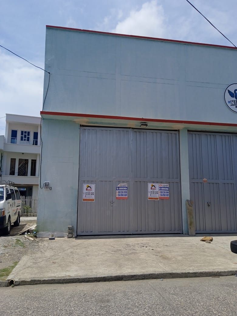 Local Comercial en arriendo Córdoba Montería Colón 114 m2 Habitaciones 0 Baños 1 Garajes 0 Precio $2700000