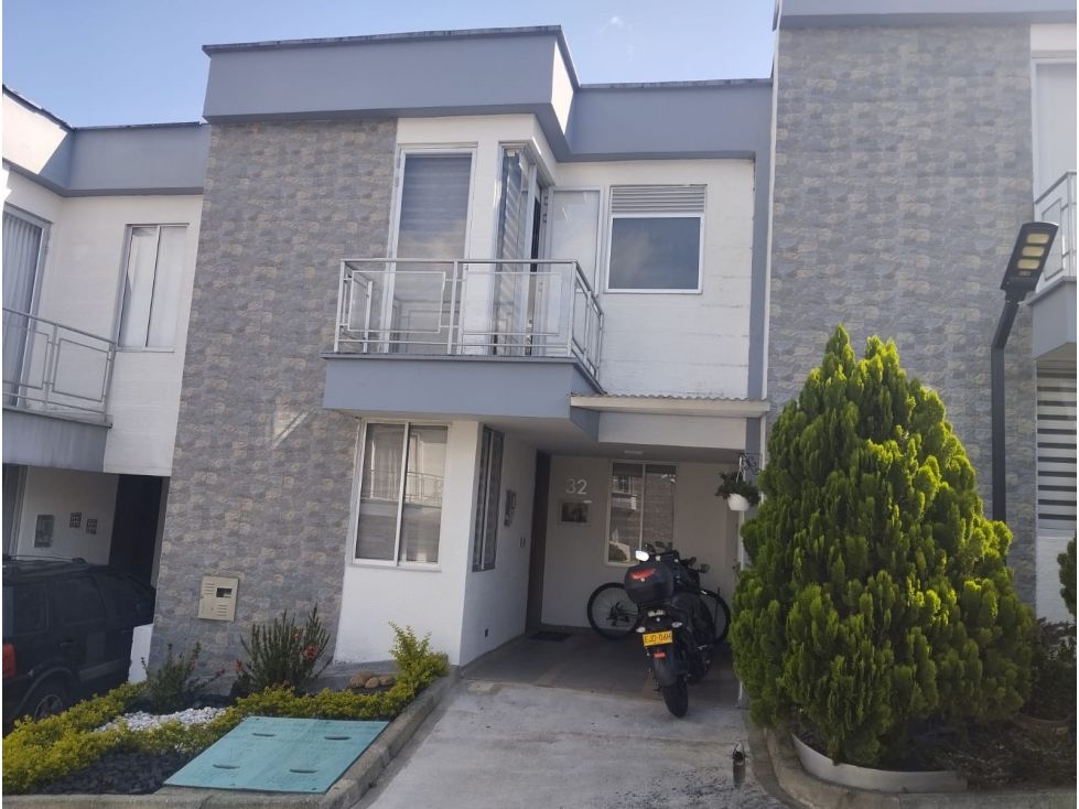 Casa en venta Quindío Armenia Sector Centro 128 m2 Habitaciones 3 Baños 3 Garajes 1 Precio $680000000