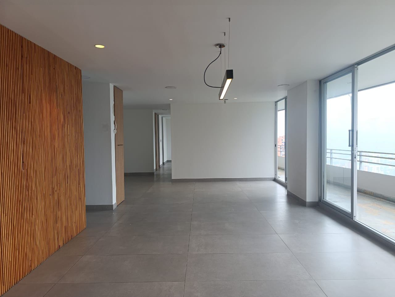 Apartamento en arriendo Antioquia Medellín El Tesoro 117 m2 Habitaciones 2 Baños 2 Garajes 2 Precio $6800000