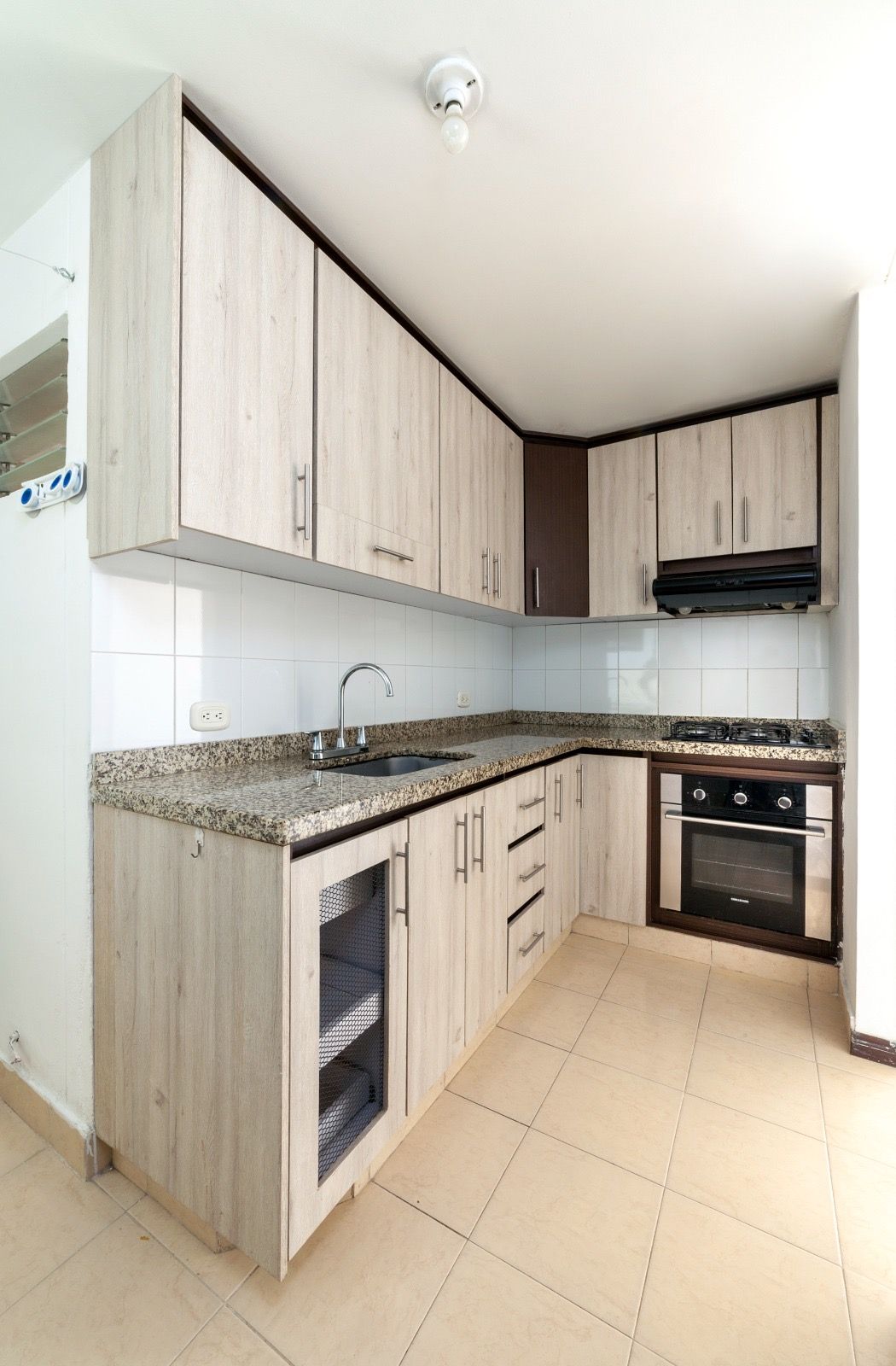 Apartamento en venta Valle Del Cauca Cali La Flora 68 m2 Habitaciones 3 Baños 2 Garajes 1 Precio $315000000