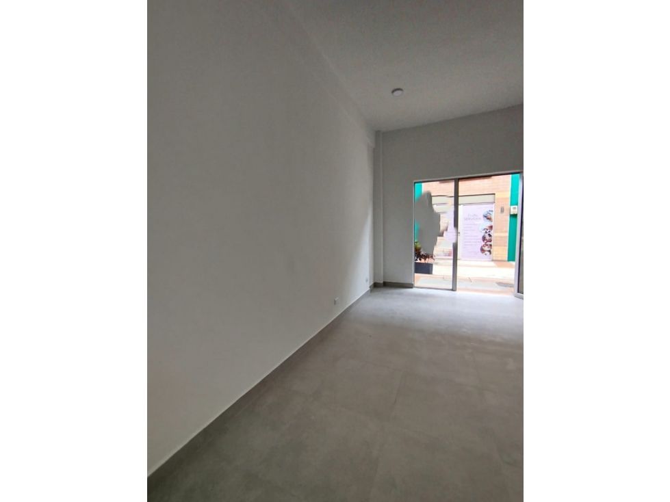 Local en venta Antioquia Itagüí San Gabriel 48 m2 Habitaciones 0 Baños 1 Garajes 0 Precio $140000000