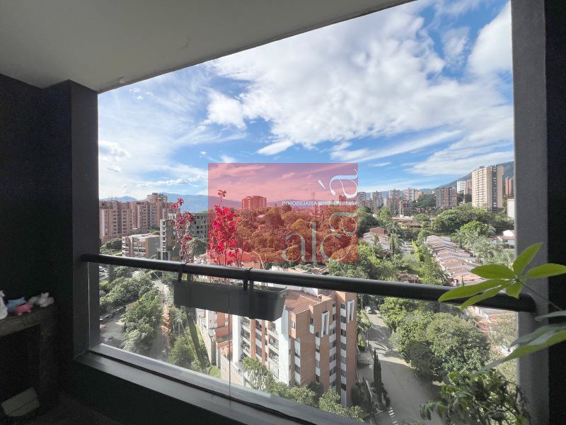 Apartamento en venta Antioquia Envigado Obrero 106 m2 Habitaciones 2 Baños 3 Garajes 2 Precio $820000000