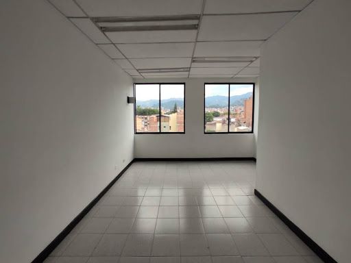 Oficina en arriendo Antioquia Medellín Lorena 70 m2 Habitaciones 0 Baños 1 Garajes 1 Precio $3500000