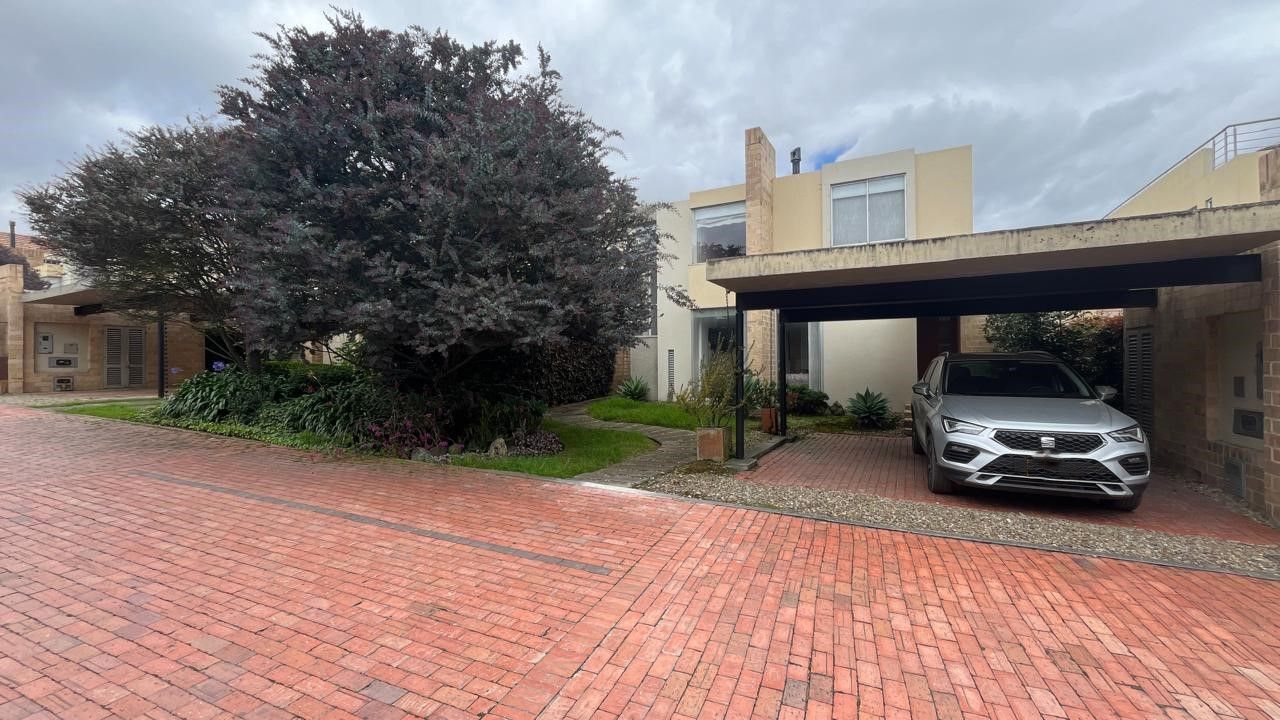 Casa en venta Cundinamarca Chía Cr Vivenza 224 m2 Habitaciones 3 Baños 3 Garajes 2 Precio $1250000000