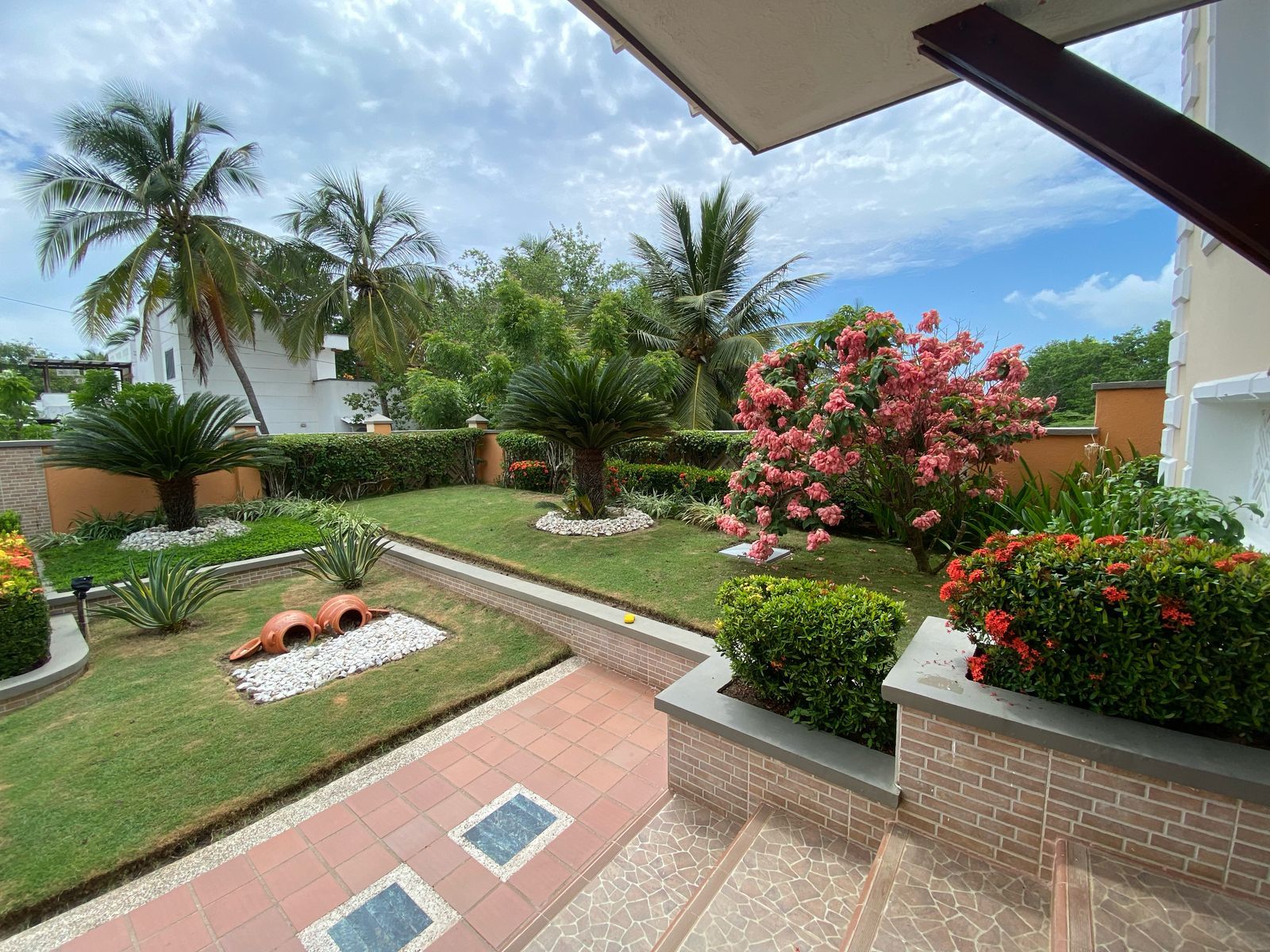 Casa en venta Atlántico Tubará Tubará 280 m2 Habitaciones 3 Baños 3 Garajes 6 Precio $3600000000