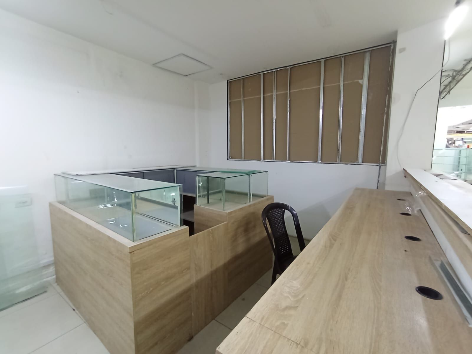 Local en arriendo Antioquia Medellín Colon 12 m2 Habitaciones 0 Baños 0 Garajes 0 Precio $1800000