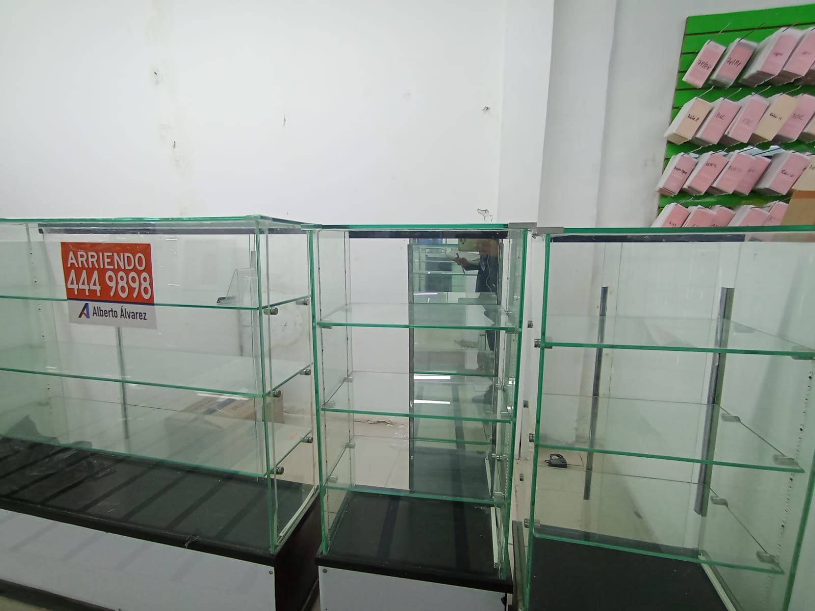 Local en arriendo Antioquia Medellín Colon 6 m2 Habitaciones 0 Baños 0 Garajes 0 Precio $2600000