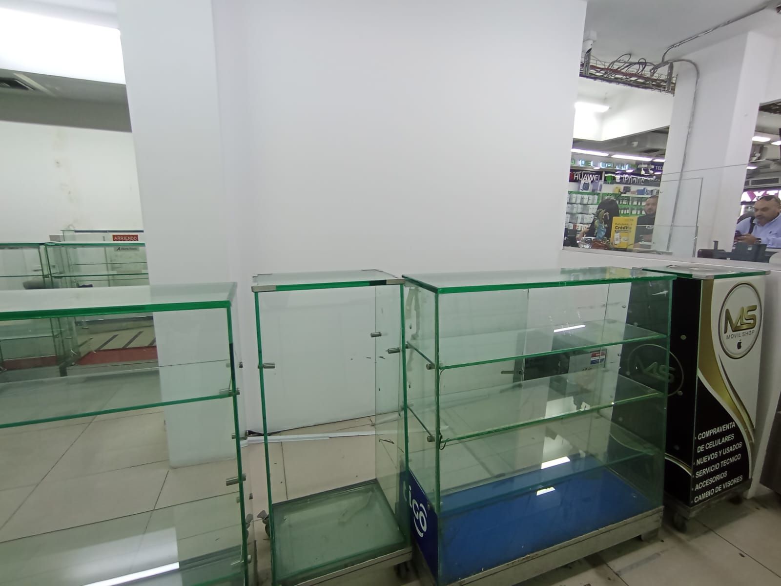 Local en arriendo Antioquia Medellín Colon 6 m2 Habitaciones 0 Baños 0 Garajes 0 Precio $2800000