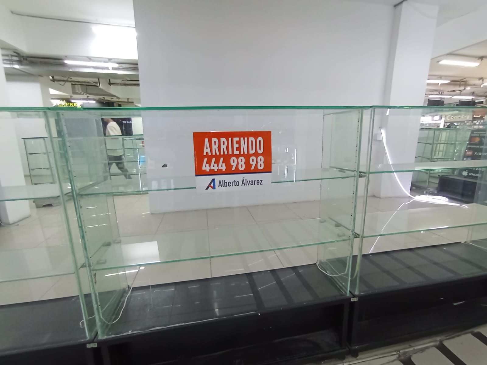 Local en arriendo Antioquia Medellín Colon 16 m2 Habitaciones 0 Baños 0 Garajes 0 Precio $8500000