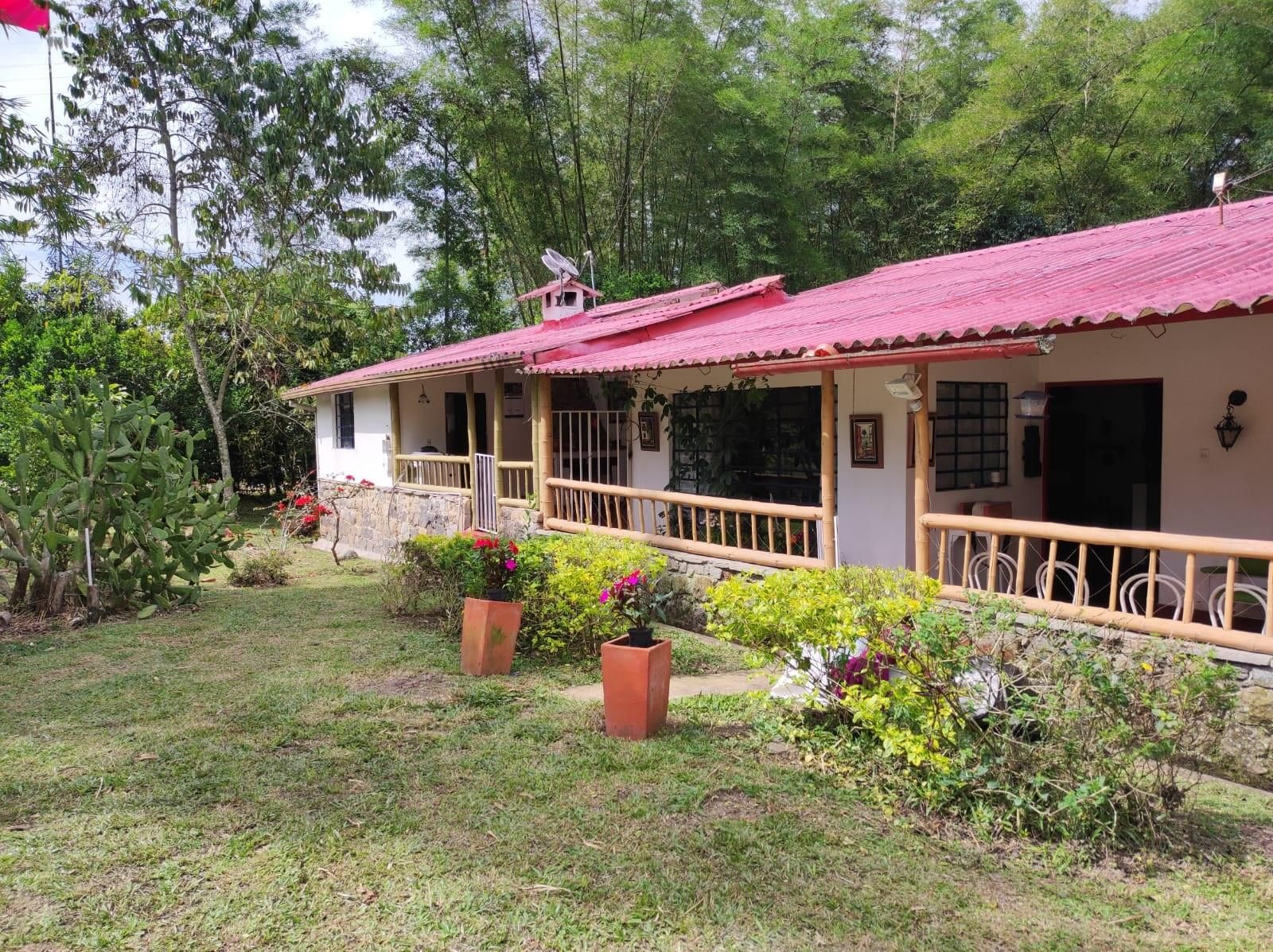 Casa en arriendo Cundinamarca La Vega La Vega 400 m2 Habitaciones 3 Baños 1 Garajes 1 Precio $6000000