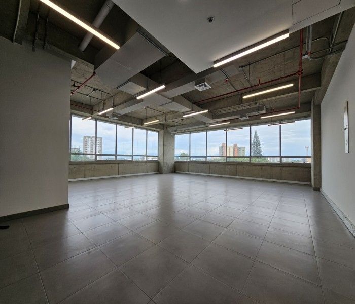 Oficina en arriendo Valle Del Cauca Cali Santa Mónica 115 m2 Habitaciones 0 Baños 1 Garajes 4 Precio $8015000