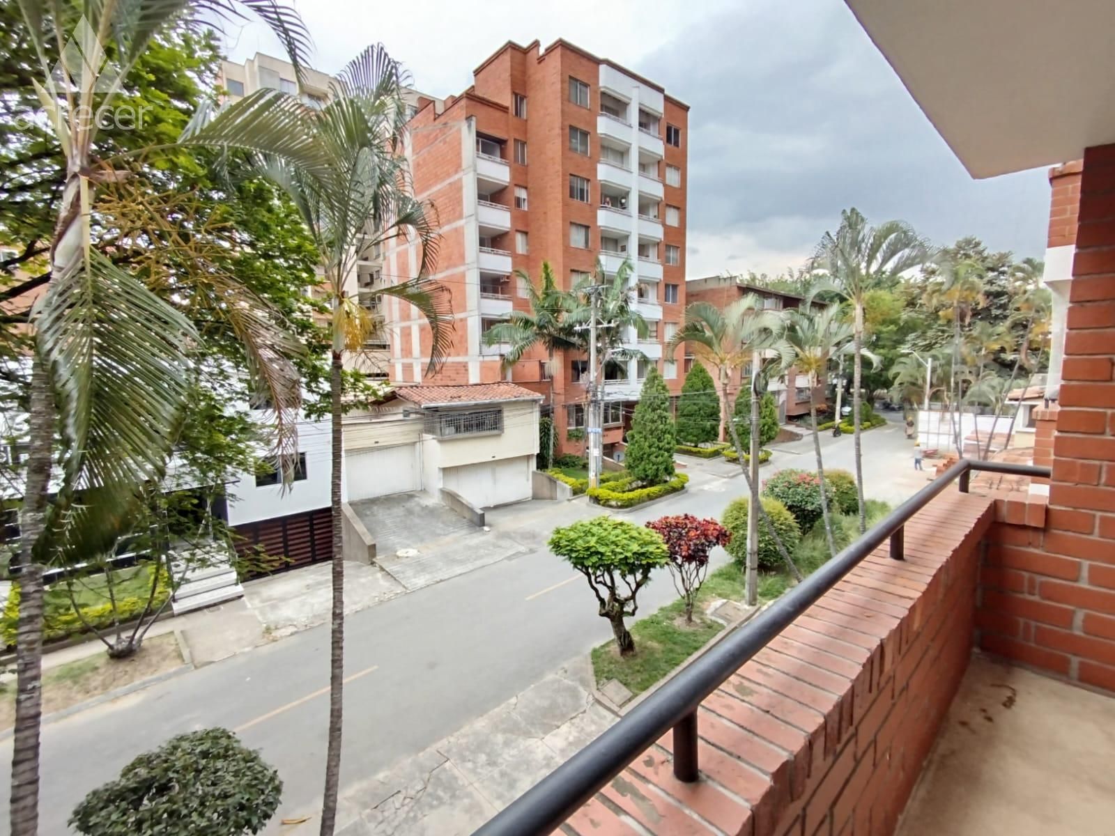 Apartamento en arriendo Antioquia Medellín Los Conquistadores 95 m2 Habitaciones 3 Baños 2 Garajes 0 Precio $2800000