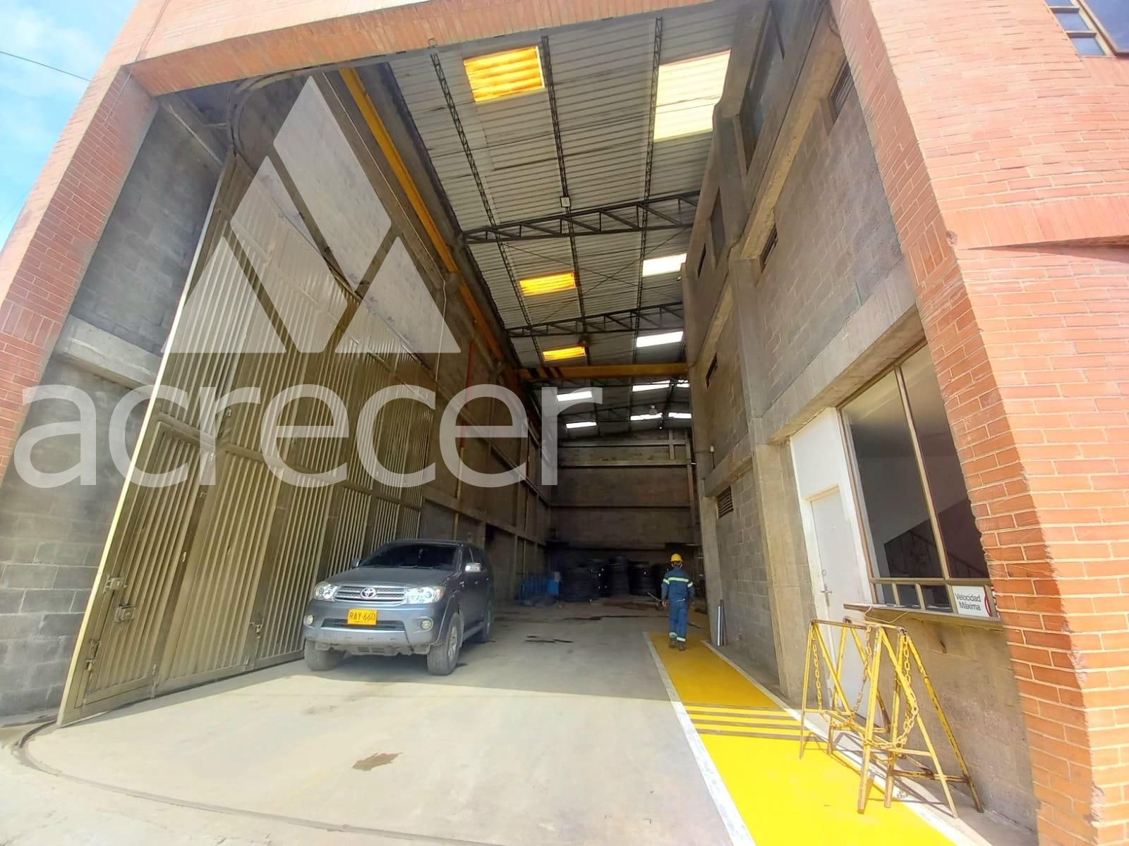 Bodega en venta Cundinamarca Bogotá El Triunfo De Las Americas 1460 m2 Habitaciones 0 Baños 3 Garajes 0 Precio $8500000000